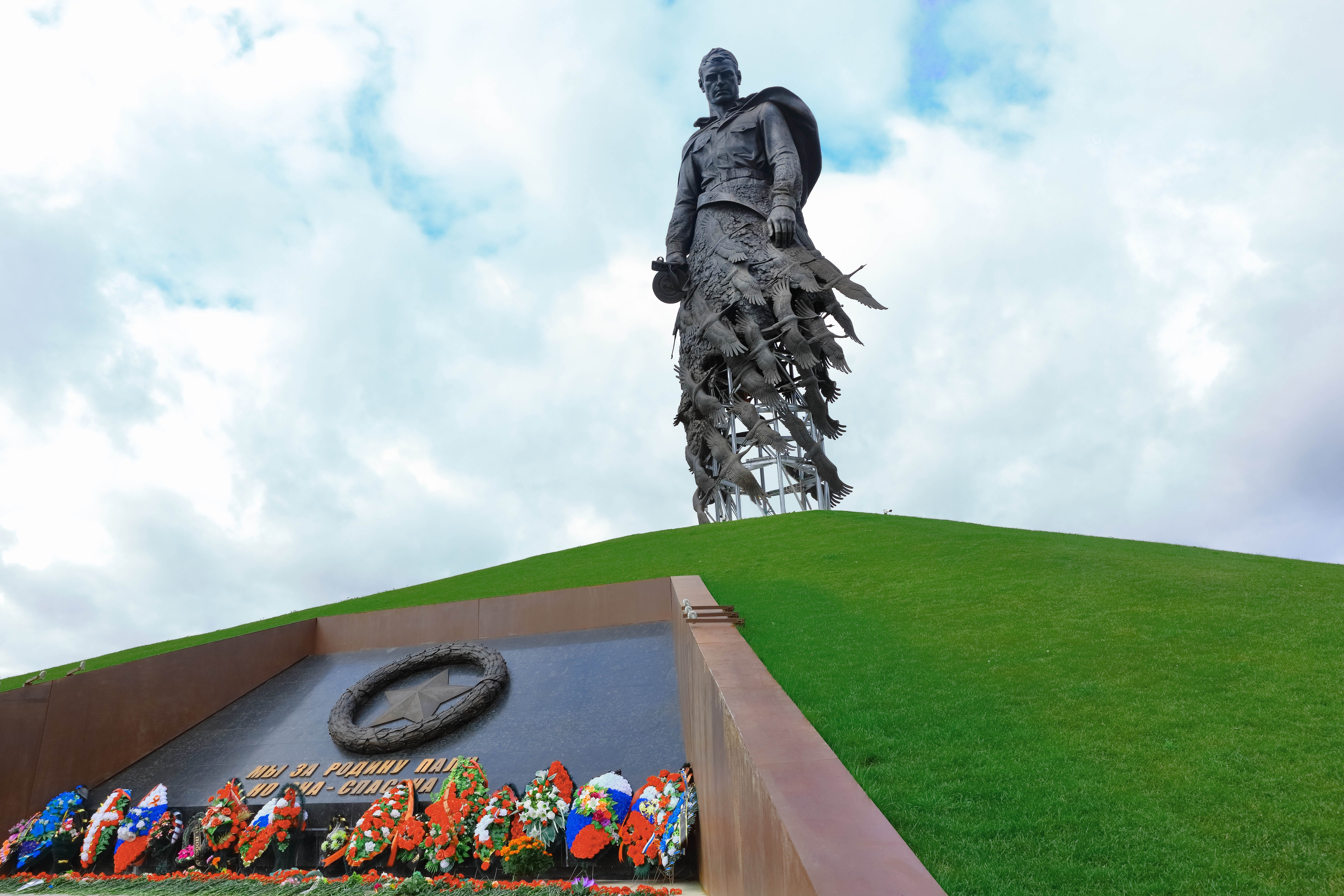 В России в этом году открыто 20 памятников, посвящённых Великой Отечественной войне