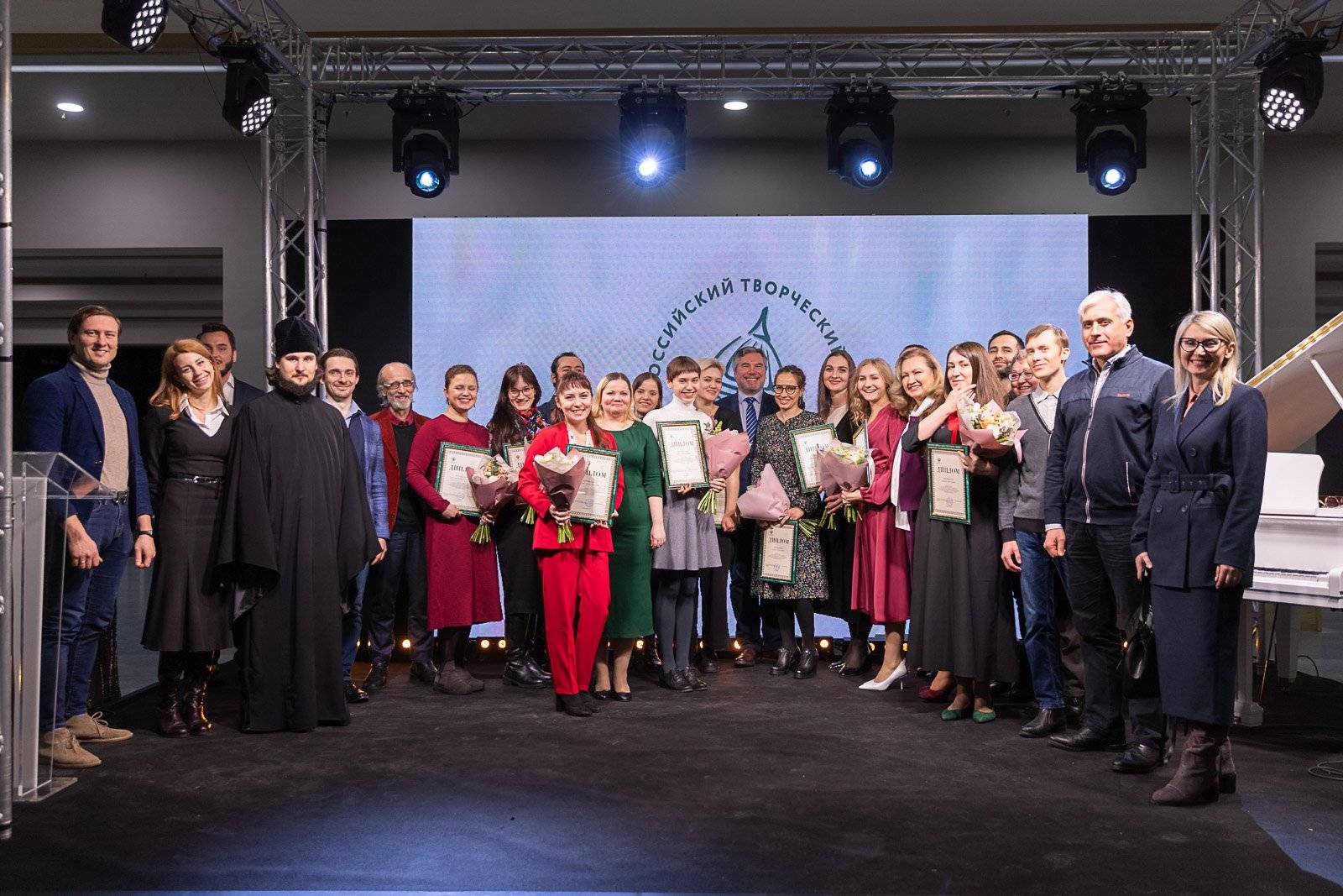 Церемония награждения победителей Всероссийского конкурса к 800-летию Александра Невского прошла на ВДНХ