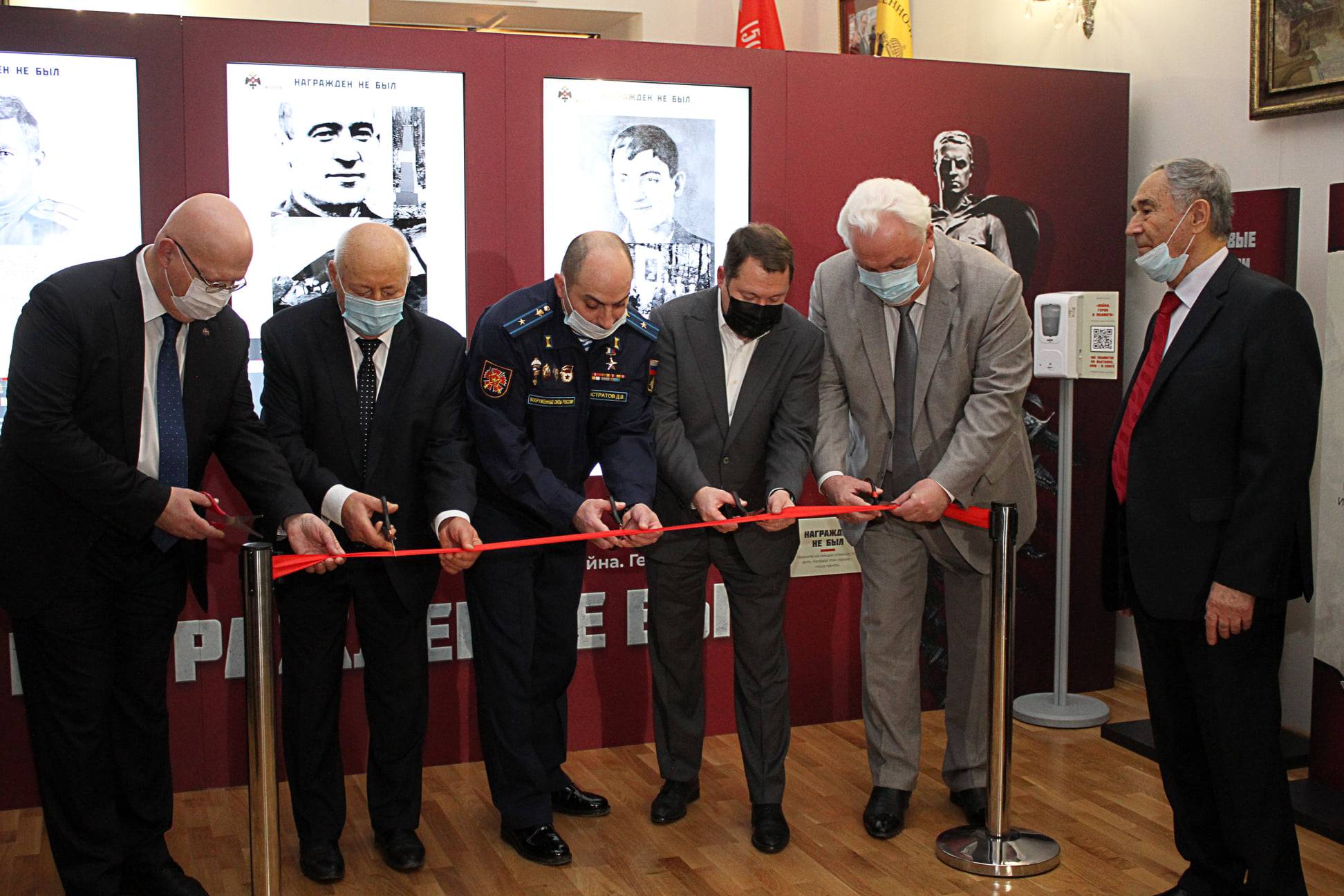 Выставка «Война. Герои и подвиги» открылась в Тамбове