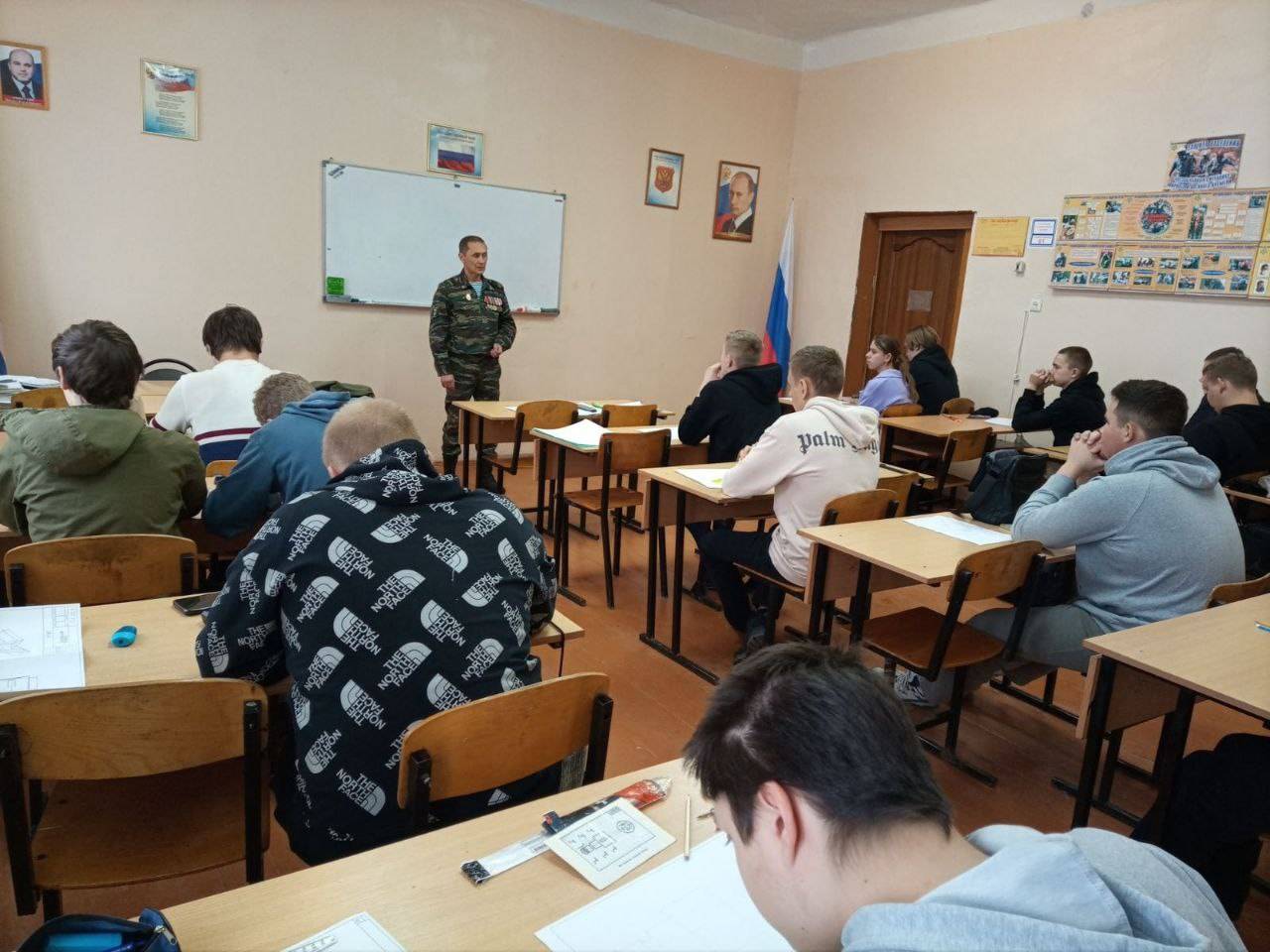 Социальный колледж ульяновск. Колледж МЧС Ульяновск. Правоохранительная деятельность колледж Ульяновск.